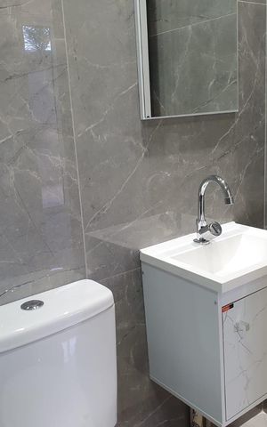 Apartamento à venda com 60m², 2 quartos e sem vaga Apartamento à venda com 60m², 2 quartos e sem vagaBanheiro