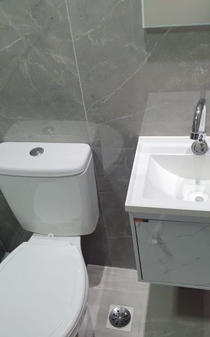 Apartamento à venda com 60m², 2 quartos e sem vaga Apartamento à venda com 60m², 2 quartos e sem vagaBanheiro