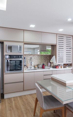 Apartamento à venda com 193m², 3 quartos e 2 vagas Apartamento à venda com 193m², 3 quartos e 2 vagasCozinha