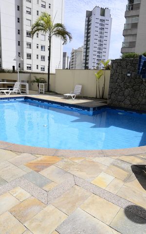 Apartamento à venda com 350m², 4 quartos e 4 vagasPiscina