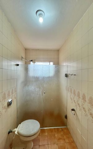 Casa à venda com 200m², 4 quartos e 1 vaga Casa à venda com 200m², 4 quartos e 1 vagaBanheiro 3