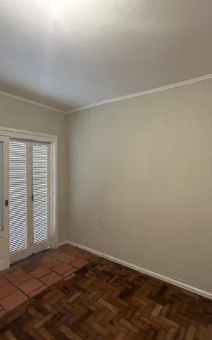 Casa à venda com 200m², 4 quartos e 1 vaga Casa à venda com 200m², 4 quartos e 1 vagaSuíte