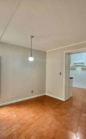Casa à venda com 200m², 4 quartos e 1 vaga Casa à venda com 200m², 4 quartos e 1 vagaSala 2