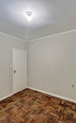 Casa à venda com 200m², 4 quartos e 1 vaga Casa à venda com 200m², 4 quartos e 1 vagaQuarto 4