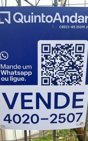 Casa à venda com 200m², 4 quartos e 1 vaga Casa à venda com 200m², 4 quartos e 1 vagaPlaca