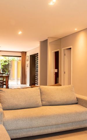 Casa à venda com 200m², 3 quartos e 3 vagasSala