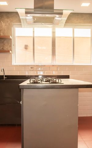Casa à venda com 200m², 3 quartos e 3 vagasCozinha