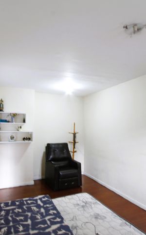 Casa à venda com 350m², 7 quartos e 4 vagasQuarto 3
