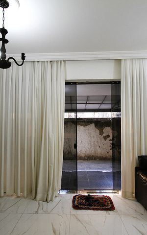 Casa à venda com 350m², 7 quartos e 4 vagasSala