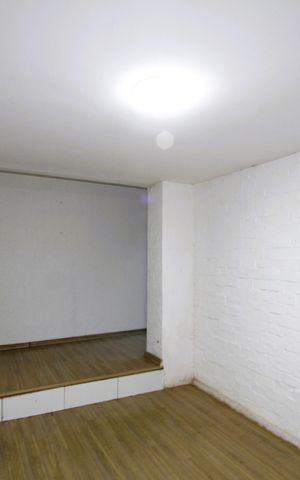 Casa à venda com 350m², 7 quartos e 4 vagasEscritório