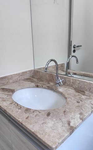 Apartamento para alugar com 77m², 3 quartos e 1 vaga Apartamento para alugar com 77m², 3 quartos e 1 vagaBanheiro da Suíte