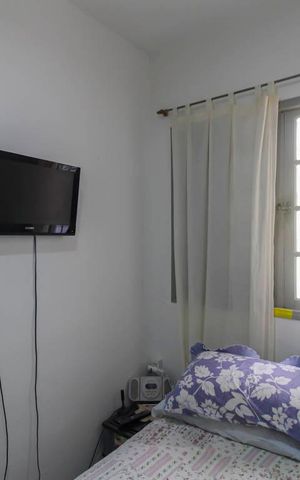 Casa à venda com 80m², 3 quartos e 10 vagas Casa à venda com 80m², 3 quartos e 10 vagasQuarto 3