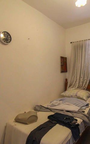 Casa à venda com 80m², 3 quartos e 10 vagas Casa à venda com 80m², 3 quartos e 10 vagasQuarto 2