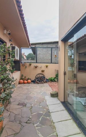 Casa à venda com 281m², 3 quartos e 3 vagasQuintal