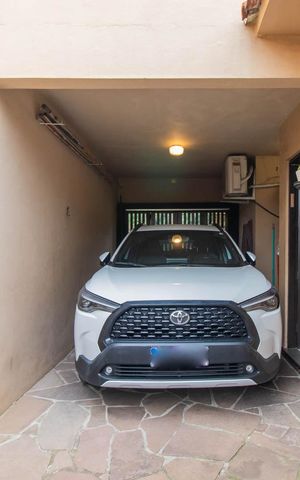 Casa à venda com 281m², 3 quartos e 3 vagasGaragem