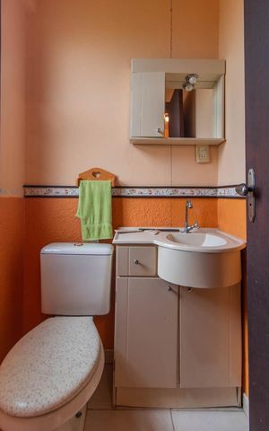 Casa à venda com 281m², 3 quartos e 3 vagasLavabo 2