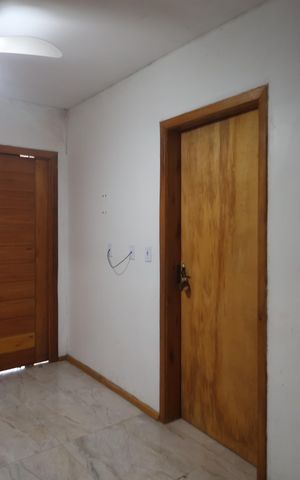 Casa para alugar com 50m², 2 quartos e 2 vagasSala