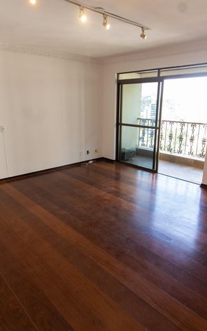 Apartamento à venda com 156m², 3 quartos e 1 vaga Apartamento à venda com 156m², 3 quartos e 1 vagaSala