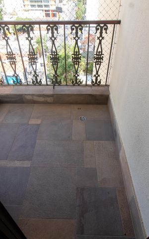Apartamento à venda com 156m², 3 quartos e 1 vaga Apartamento à venda com 156m², 3 quartos e 1 vagaSacada da Suíte