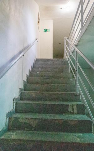 Apartamento para alugar com 50m², 2 quartos e 1 vaga Apartamento para alugar com 50m², 2 quartos e 1 vagaEscada