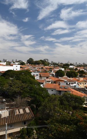 Apartamento à venda com 58m², 2 quartos e 2 vagasQuarto 1 - Vista