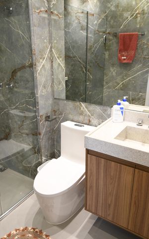 Apartamento à venda com 58m², 2 quartos e 2 vagasBanheiro 2