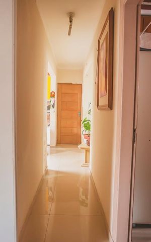Apartamento à venda com 80m², 2 quartos e sem vaga Apartamento à venda com 80m², 2 quartos e sem vagaCorredor