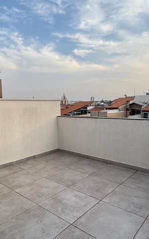 Apartamento à venda com 105m², 2 quartos e 1 vaga Apartamento à venda com 105m², 2 quartos e 1 vagaCobertura