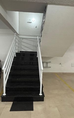 Apartamento à venda com 105m², 2 quartos e 1 vaga Apartamento à venda com 105m², 2 quartos e 1 vagaGaragem