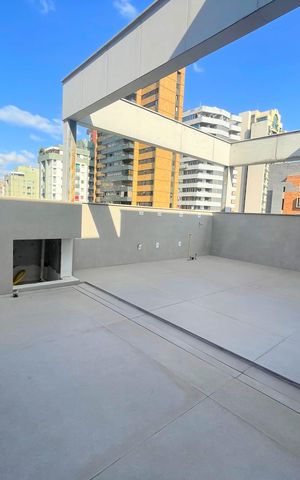 Apartamento à venda com 220m², 3 quartos e 3 vagasTerraço