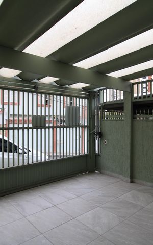 Casa à venda com 160m², 2 quartos e 2 vagasGaragem