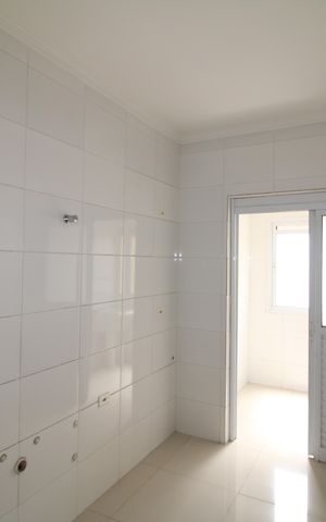 Apartamento à venda com 91m², 3 quartos e 2 vagasCozinha