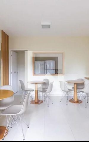 Apartamento à venda com 65m², 2 quartos e 1 vaga Apartamento à venda com 65m², 2 quartos e 1 vagaÁrea comum - Salão de festas