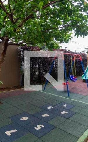 Apartamento à venda com 65m², 2 quartos e 1 vaga Apartamento à venda com 65m², 2 quartos e 1 vagaÁrea comum - Playground