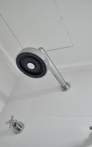 Studio para alugar com 20m², 0 quarto e sem vaga Studio para alugar com 20m², 0 quarto e sem vagaBanheiro