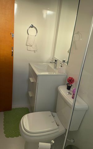 Casa à venda com 192m², 3 quartos e 3 vagas Casa à venda com 192m², 3 quartos e 3 vagasBanheiro do Quarto Suíte 2