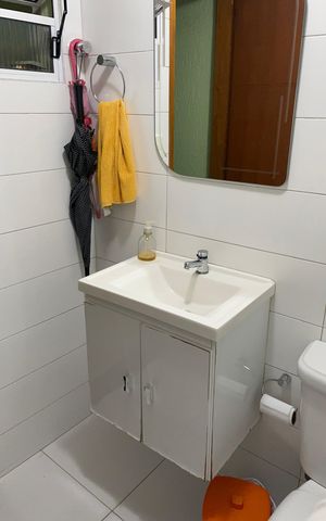 Casa à venda com 192m², 3 quartos e 3 vagas Casa à venda com 192m², 3 quartos e 3 vagasLavabo 2