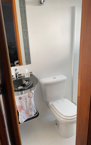 Casa à venda com 192m², 3 quartos e 3 vagas Casa à venda com 192m², 3 quartos e 3 vagasBanheiro do Quarto Suíte 3