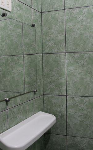 Casa para alugar com 44m², 1 quarto e sem vagaBanheiro da Suíte