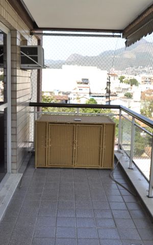 Apartamento à venda com 85m², 2 quartos e 2 vagasSacada