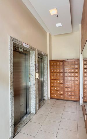 Apartamento à venda com 45m², 1 quarto e sem vaga Apartamento à venda com 45m², 1 quarto e sem vagaPortaria