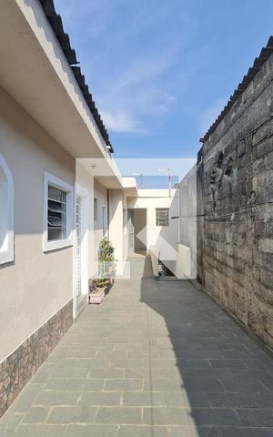Casa para alugar com 180m², 4 quartos e sem vagaCasa 1 