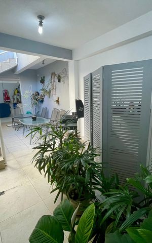 Casa à venda com 148m², 2 quartos e 2 vagas Casa à venda com 148m², 2 quartos e 2 vagasQuintal