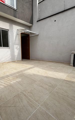 Casa à venda com 100m², 3 quartos e 2 vagasGaragem