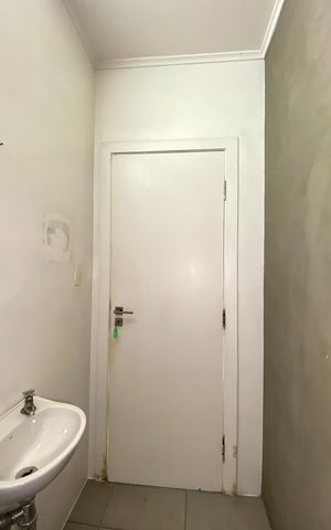 Casa para alugar com 370m², 3 quartos e 2 vagas Casa para alugar com 370m², 3 quartos e 2 vagasBanheiro