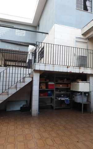 Casa à venda com 240m², 3 quartos e 4 vagasÁrea de Lazer