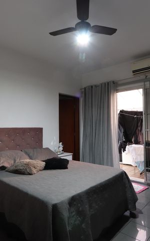 Casa à venda com 240m², 3 quartos e 4 vagasSuíte 2