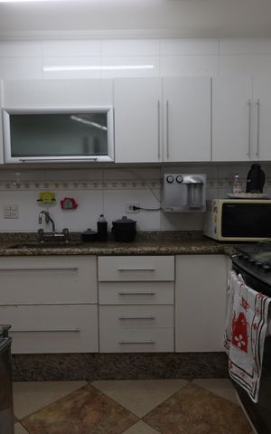 Casa à venda com 240m², 3 quartos e 4 vagasCozinha