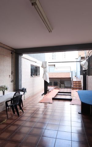 Casa à venda com 240m², 3 quartos e 4 vagasGaragem