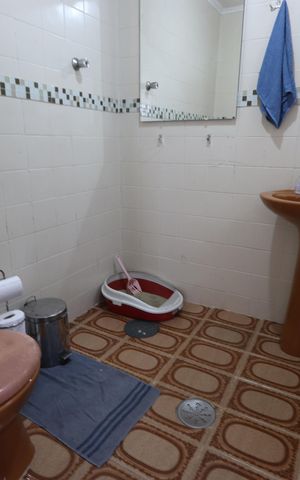 Casa à venda com 240m², 3 quartos e 4 vagasBanheiro Social